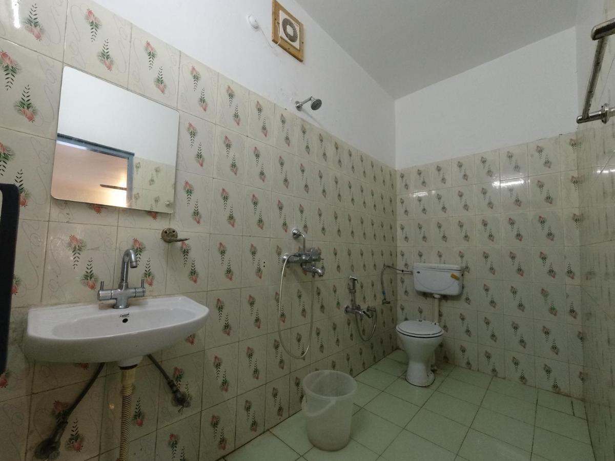 H7 Stay On The Ganges, Yoga & Spa Resort, ริชิเคช ภายนอก รูปภาพ