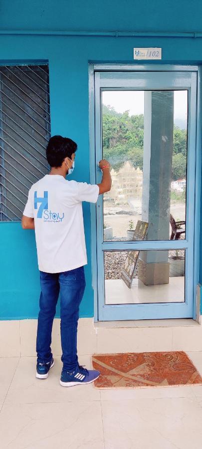 H7 Stay On The Ganges, Yoga & Spa Resort, ริชิเคช ภายนอก รูปภาพ
